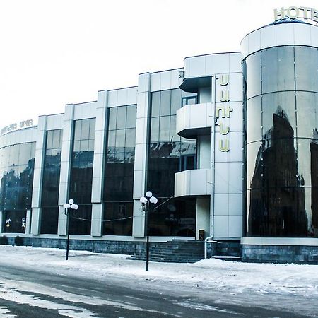 Vanatur Hotel Gjumri Exterior foto